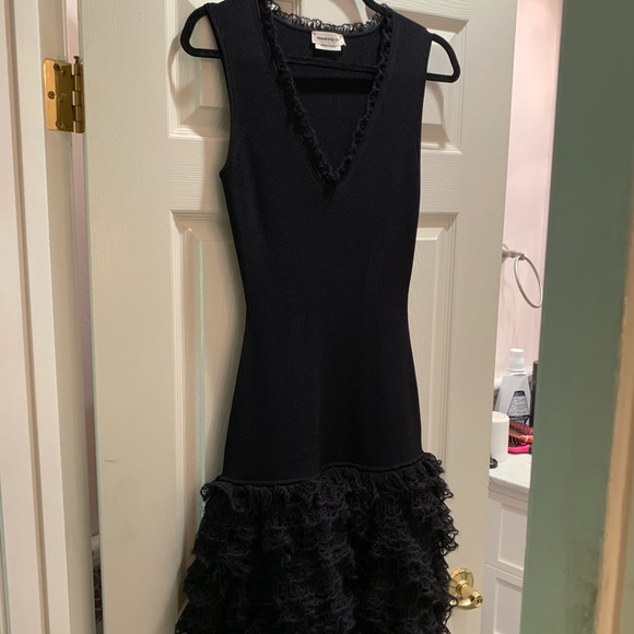 Alexander McQUEEN Ruffle Mini Dress - Picture 6 of 10
